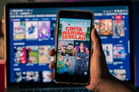 cinta terakhir domino Praktis MAXstream Telkomsel Populer image 1